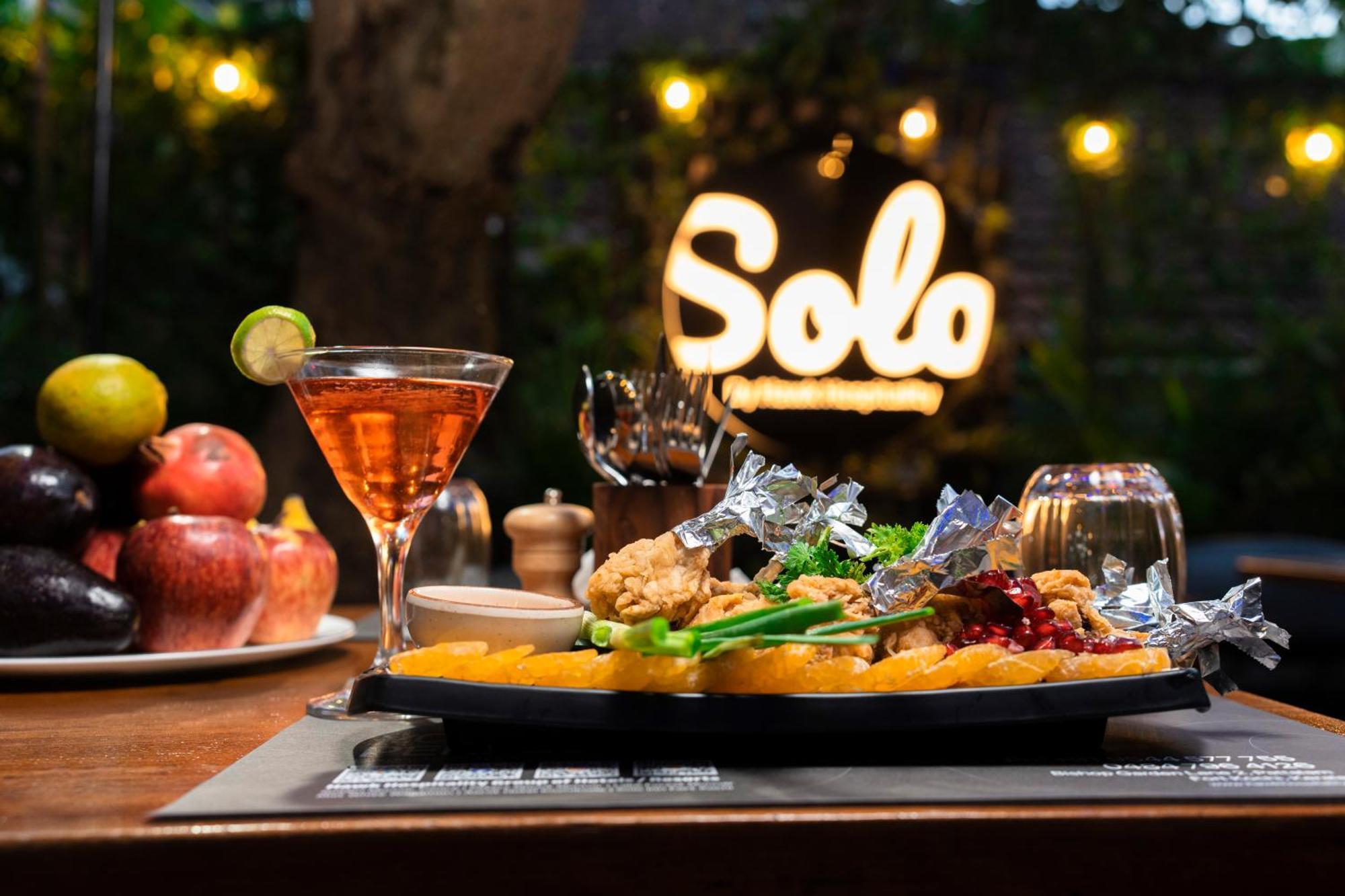 Solo Inn By Hawk Hospitality Kochi Eksteriør billede