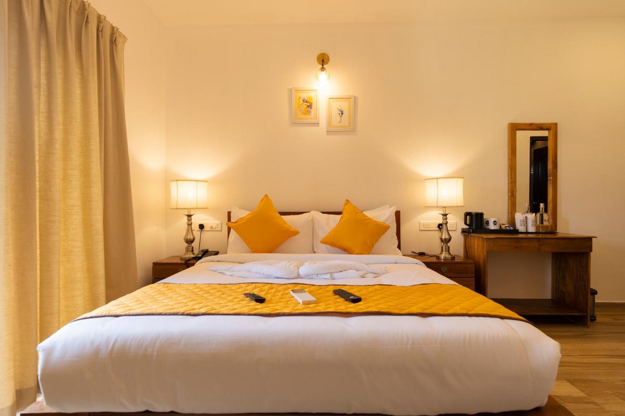 Solo Inn By Hawk Hospitality Kochi Eksteriør billede