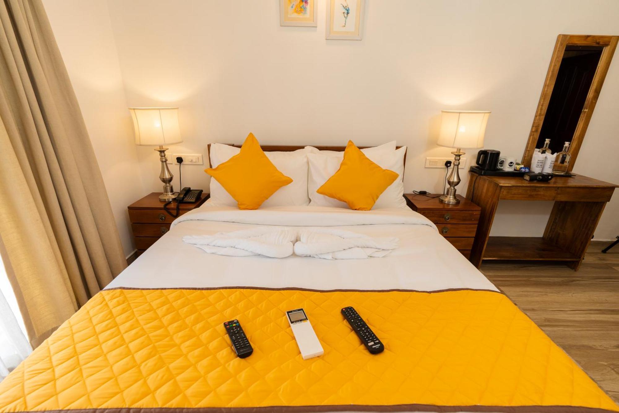 Solo Inn By Hawk Hospitality Kochi Eksteriør billede
