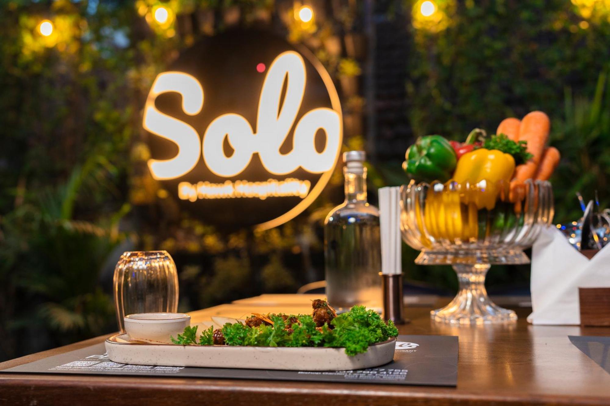 Solo Inn By Hawk Hospitality Kochi Eksteriør billede